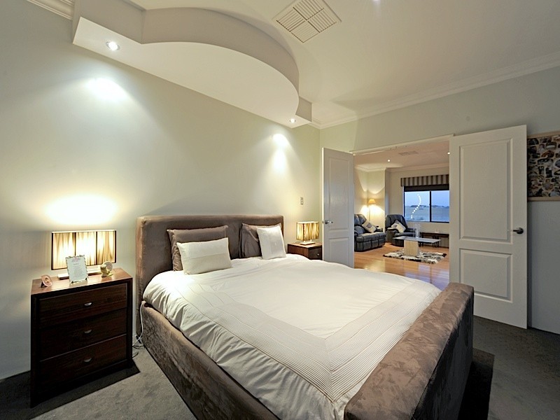 2 Whitehaven Avenue, Burns Beach WA 6028