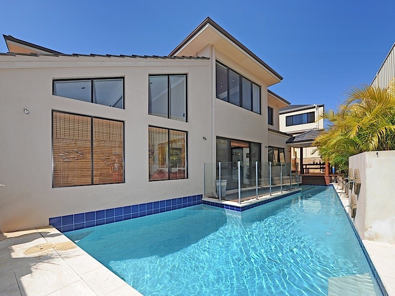 14 Tanami Way, Karrinyup WA 6018