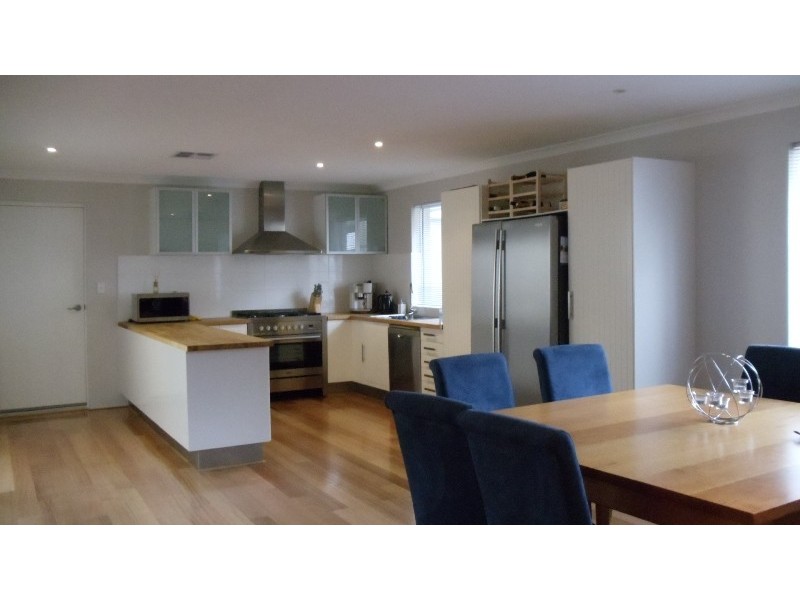 10 Beachside Parade, Yanchep WA 6035