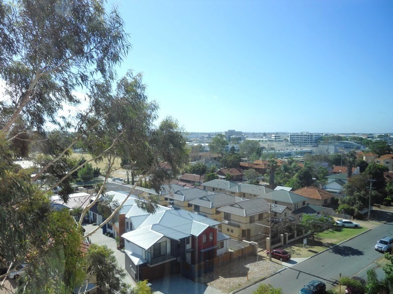 43/40 Pollard Street, Glendalough WA 6016