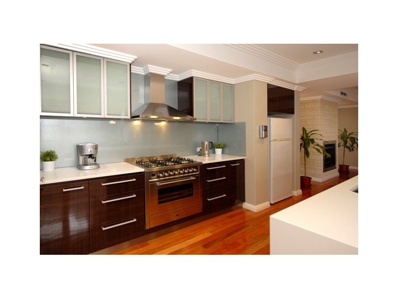 4 Gali Lane, City Beach WA 6015