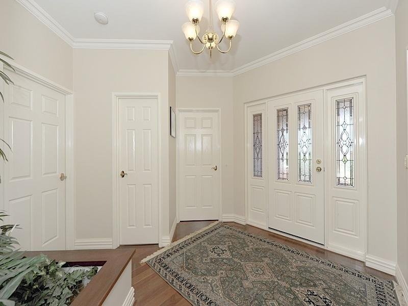 1 Bethany Gardens, Iluka WA 6028