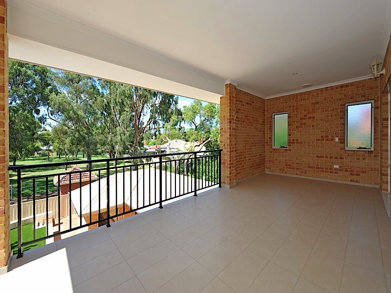 11 Winmarley Street, Floreat WA 6014