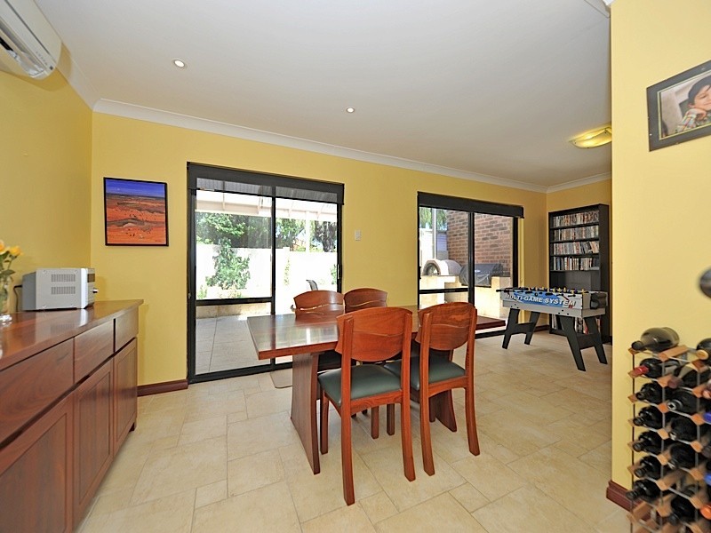 17/16 Perina Way, City Beach WA 6015