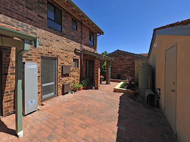 17/16 Perina Way, City Beach WA 6015
