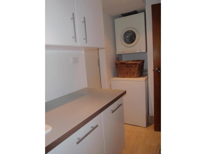 8 Crowcombe Way, Karrinyup WA 6018