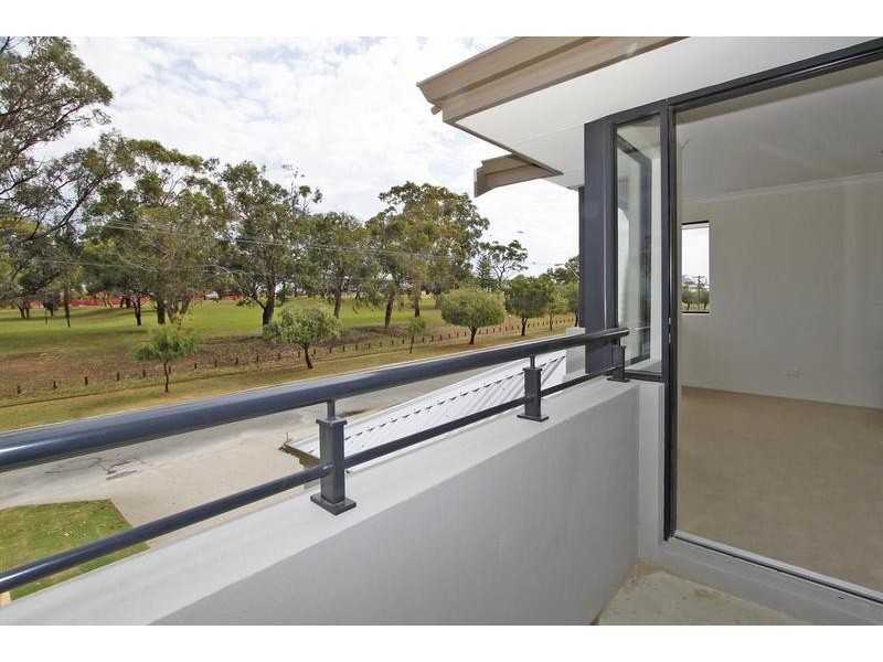 A/84 Jackson Avenue, Karrinyup WA 6018