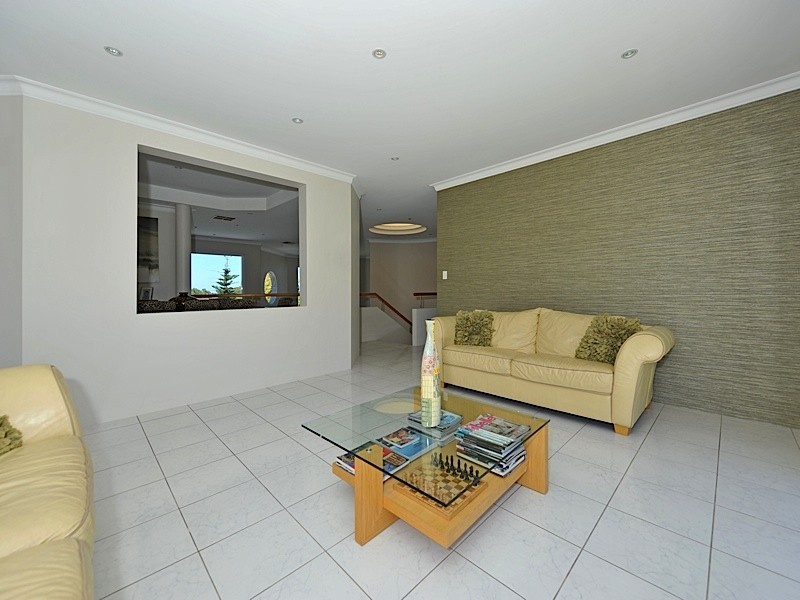 332 The Boulevard, City Beach WA 6015