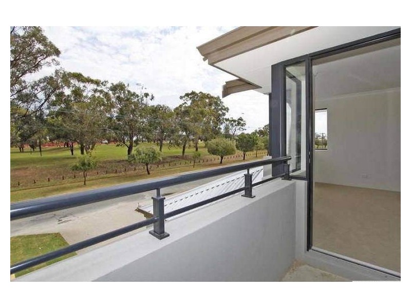 A/84 Jackson Avenue, Karrinyup WA 6018