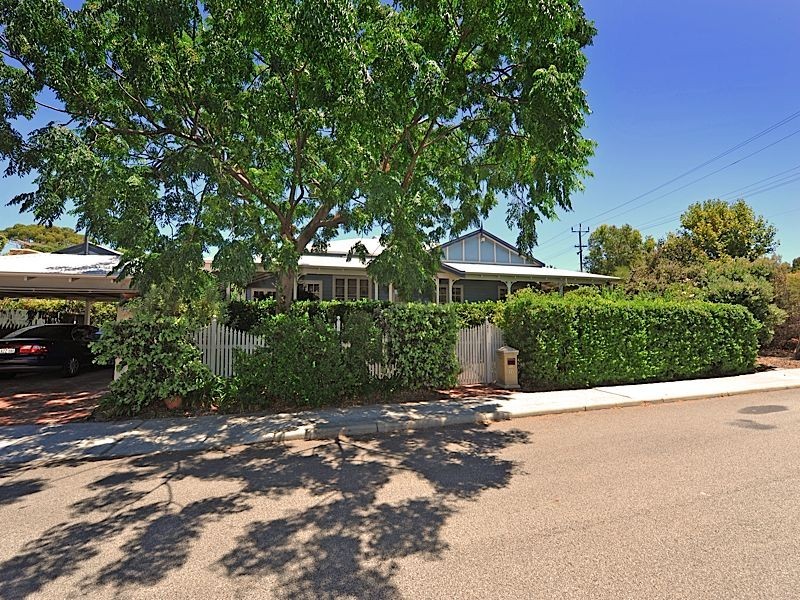 2a Marlborough Street, Mosman Park WA 6012