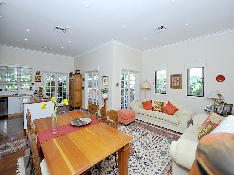 2a Marlborough Street, Mosman Park WA 6012