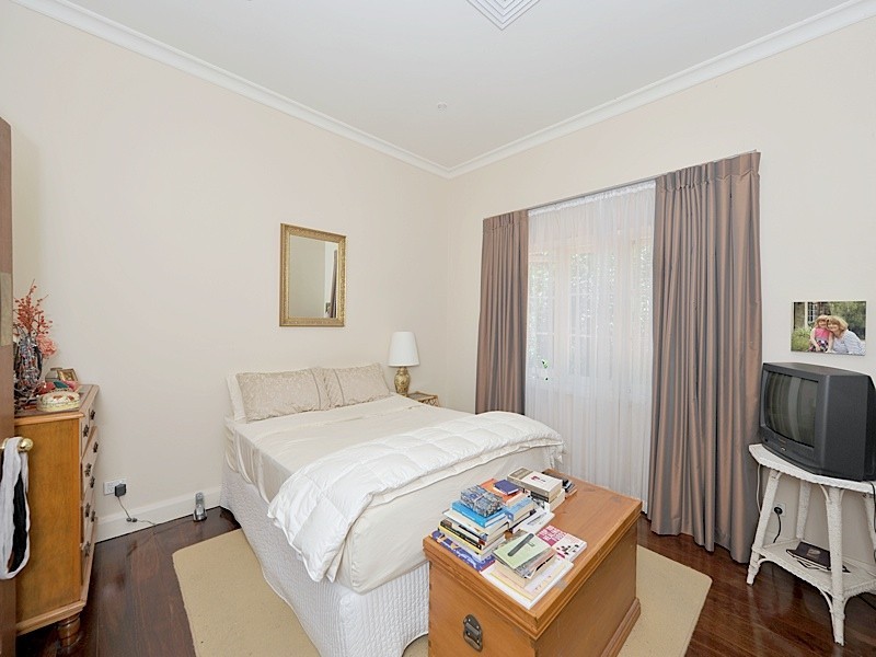 2a Marlborough Street, Mosman Park WA 6012