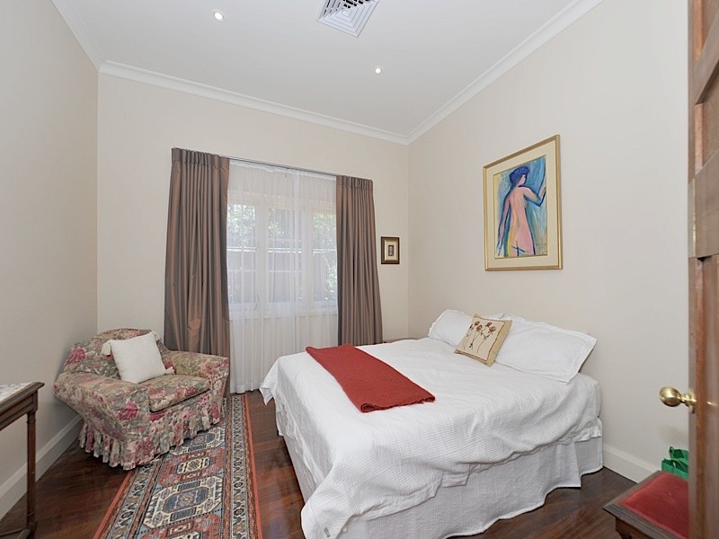 2a Marlborough Street, Mosman Park WA 6012