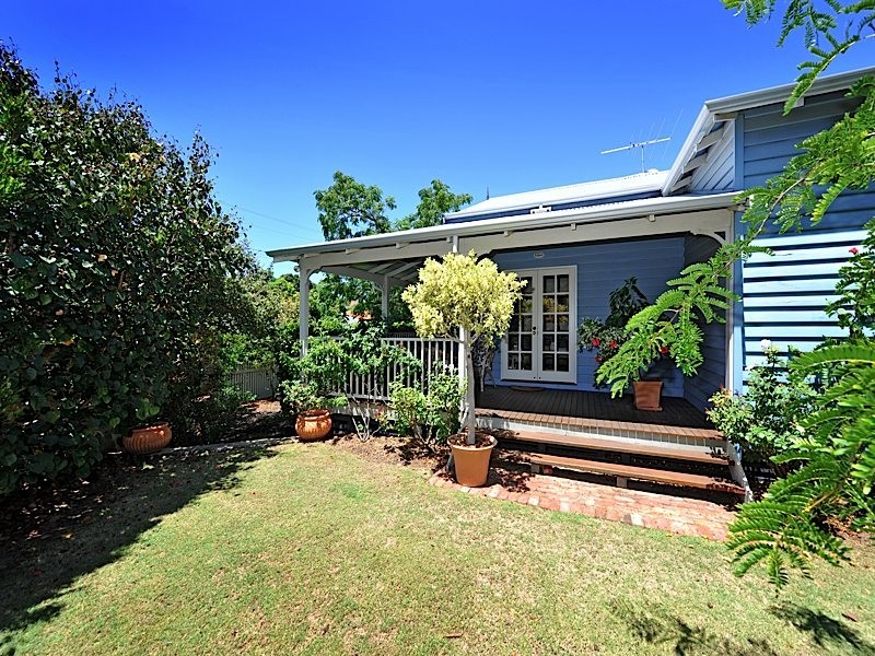 2a Marlborough Street, Mosman Park WA 6012