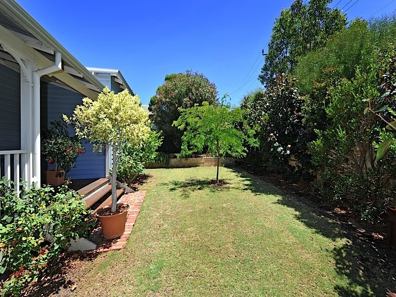 2a Marlborough Street, Mosman Park WA 6012