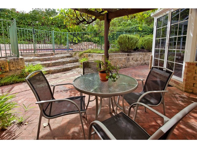 37 Kenmore Crescent, Floreat WA 6014