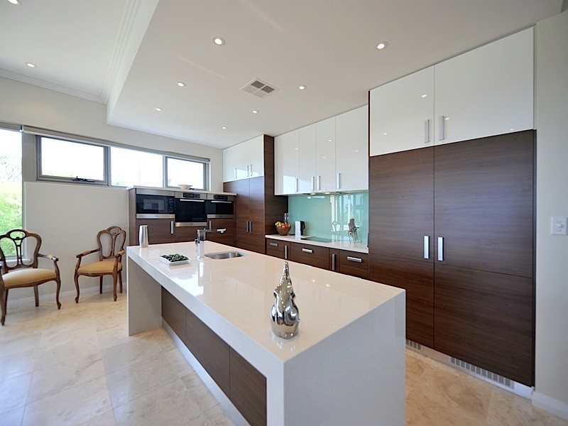 10B Lentara Crescent, City Beach WA 6015