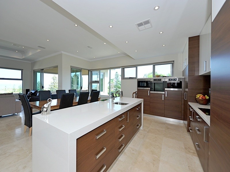 10B Lentara Crescent, City Beach WA 6015