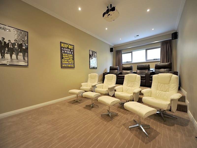 10B Lentara Crescent, City Beach WA 6015