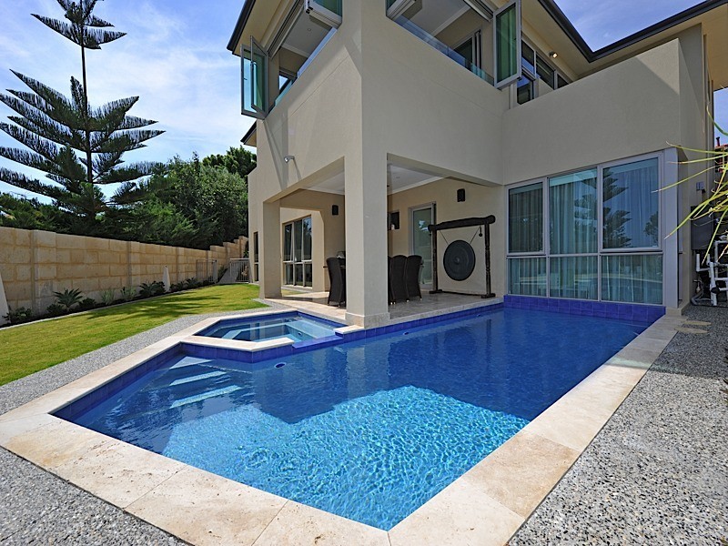 10B Lentara Crescent, City Beach WA 6015