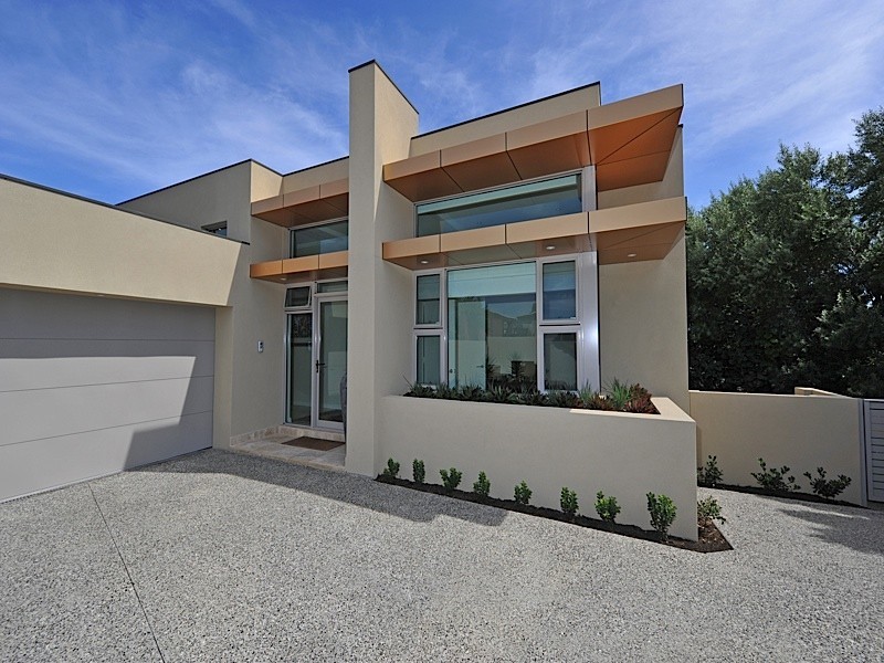 10B Lentara Crescent, City Beach WA 6015