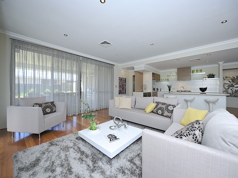 14 Brigalow Bend, Ellenbrook WA 6069