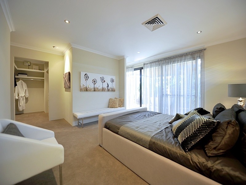 14 Brigalow Bend, Ellenbrook WA 6069