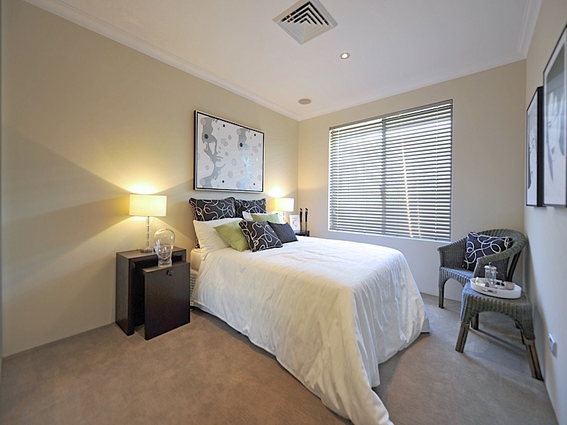 14 Brigalow Bend, Ellenbrook WA 6069