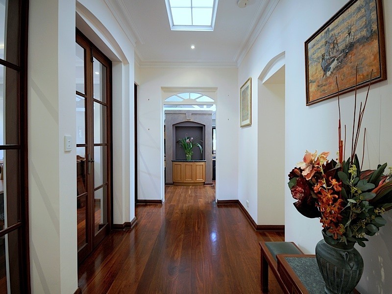 3 Lichendale Street, Floreat WA 6014