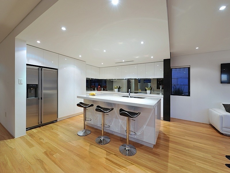 3 Anguilla Gardens, Iluka WA 6028