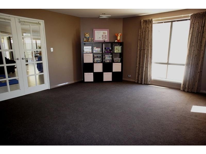 18a Paine Court, Karrinyup WA 6018