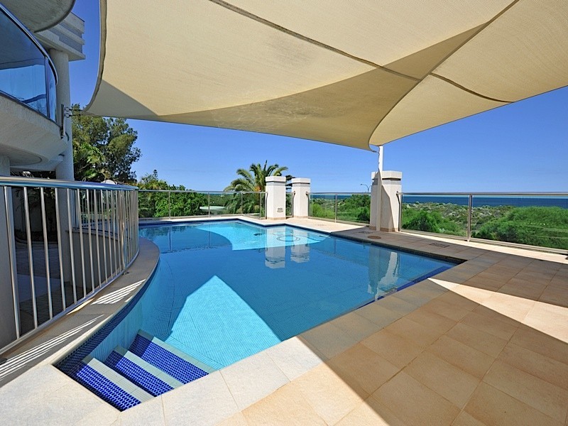 52 Yaltara Road, City Beach WA 6015