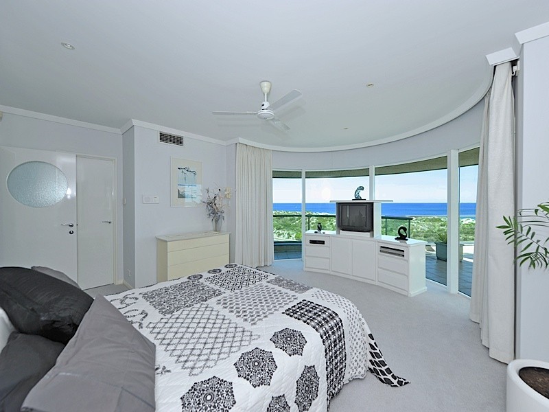 52 Yaltara Road, City Beach WA 6015