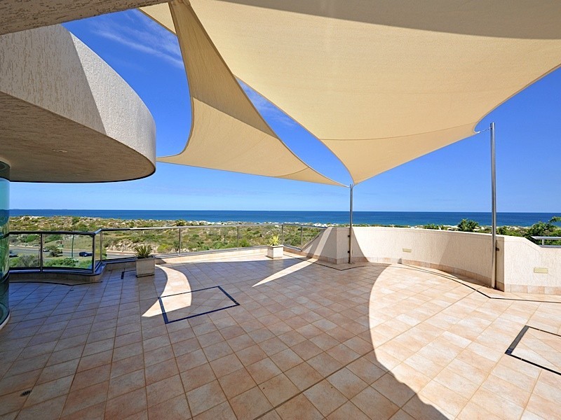 52 Yaltara Road, City Beach WA 6015