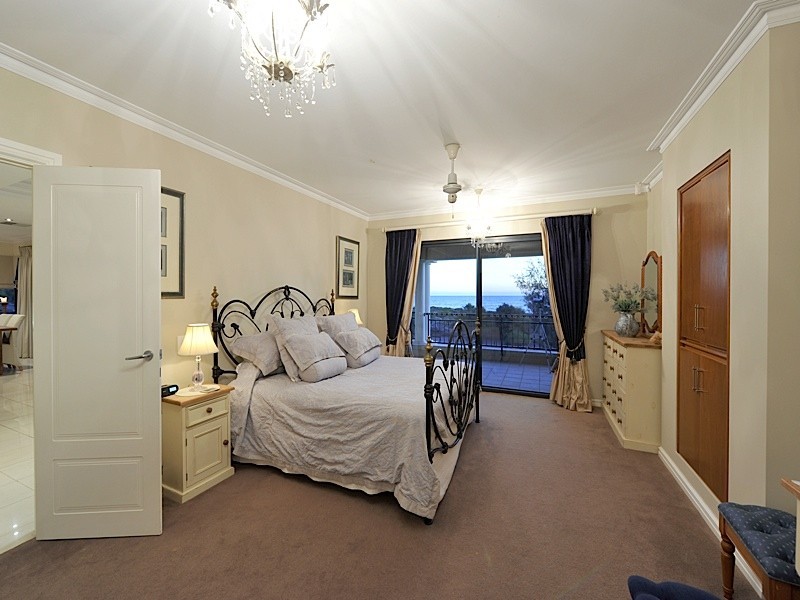 621 Burns Beach Road, Iluka WA 6028