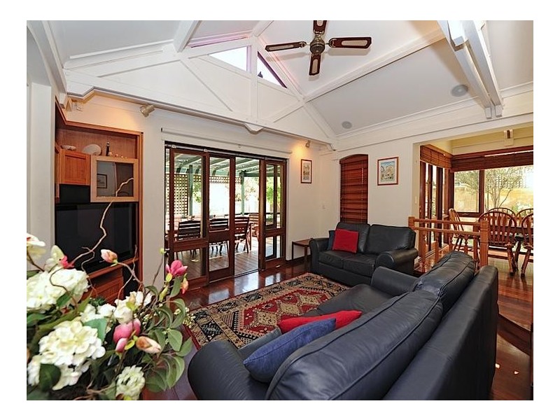 3 Lichendale Street, Floreat WA 6014