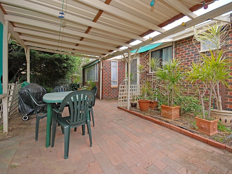 17 Francis Avenue, Karrinyup WA 6018