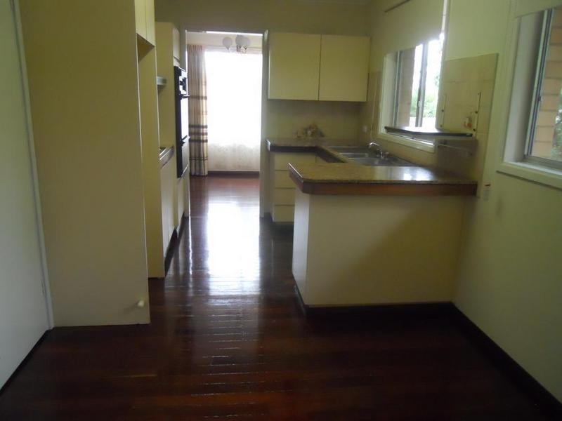 3 Edmondson Crescent, Karrinyup WA 6018