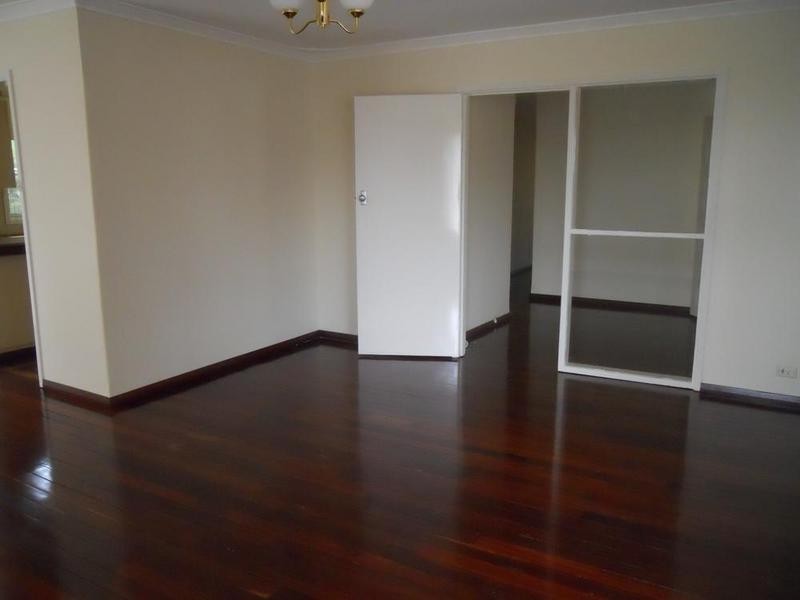 3 Edmondson Crescent, Karrinyup WA 6018