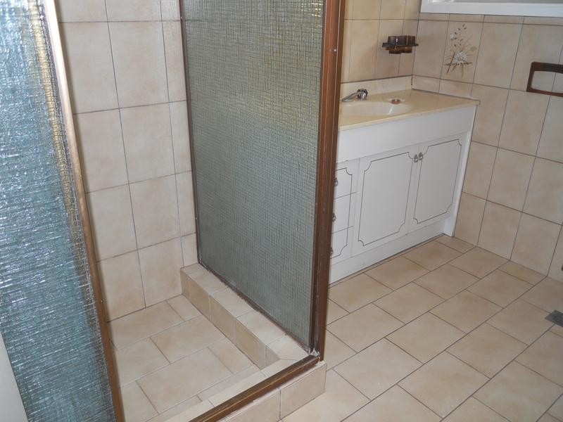 3 Edmondson Crescent, Karrinyup WA 6018