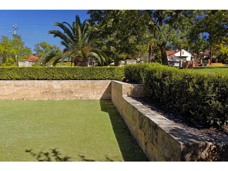 26 The Boulevard, Floreat WA 6014