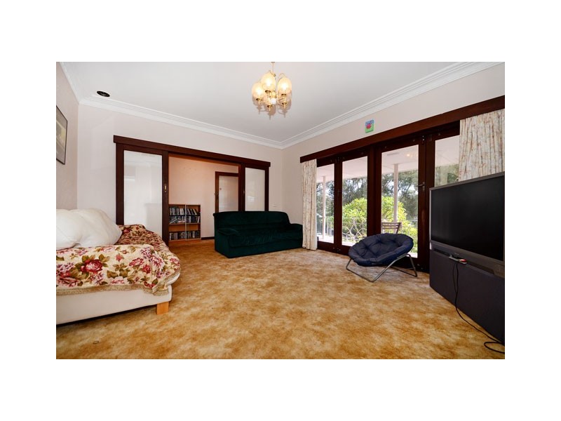 16 Buxton Road, Wembley Downs WA 6019