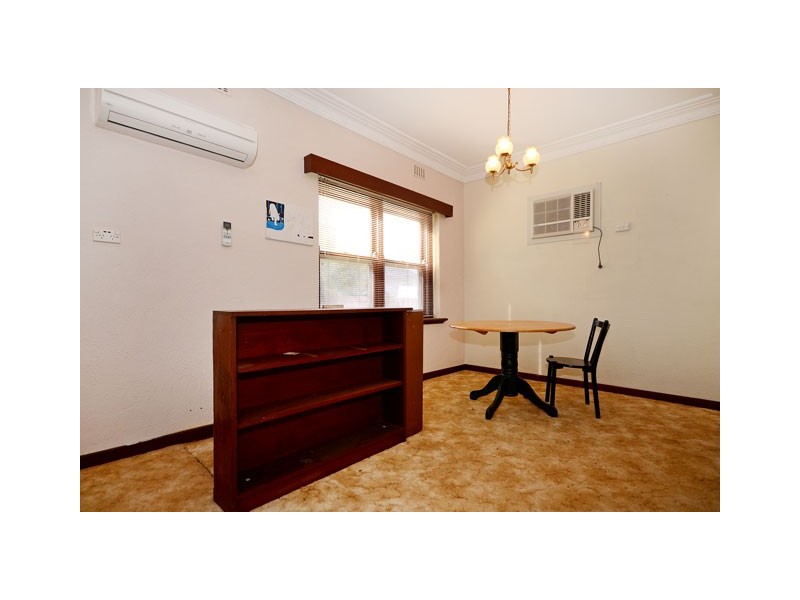 16 Buxton Road, Wembley Downs WA 6019