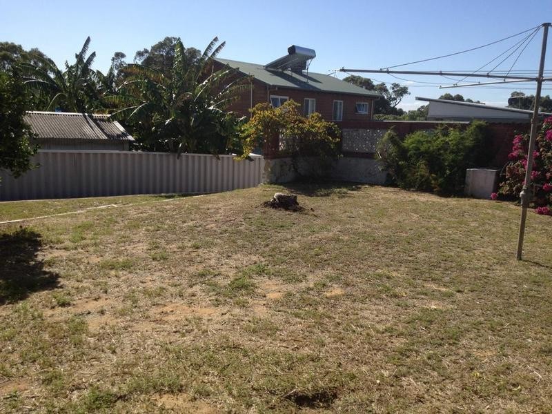 4 Francis Avenue, Karrinyup WA 6018