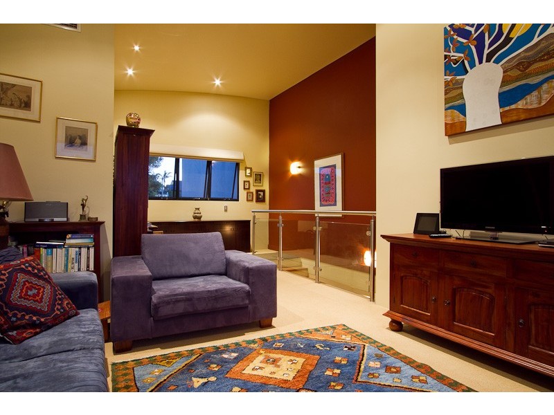 9b Cobb Street, City Beach WA 6015