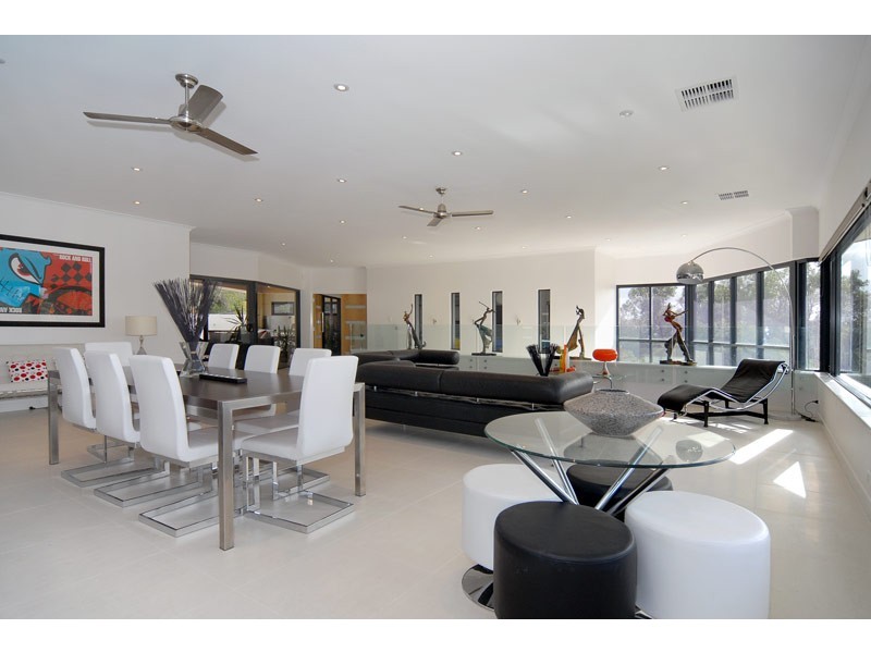 9 Pandora Drive, City Beach WA 6015