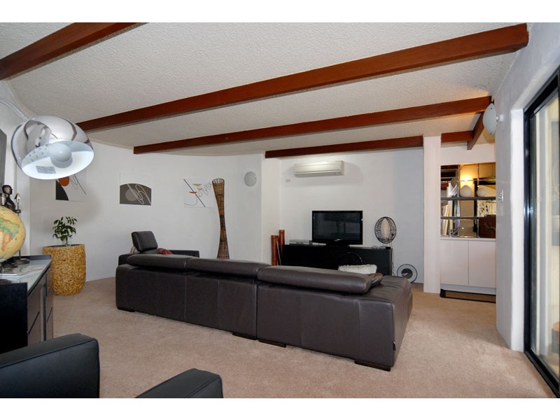 9 Pandora Drive, City Beach WA 6015