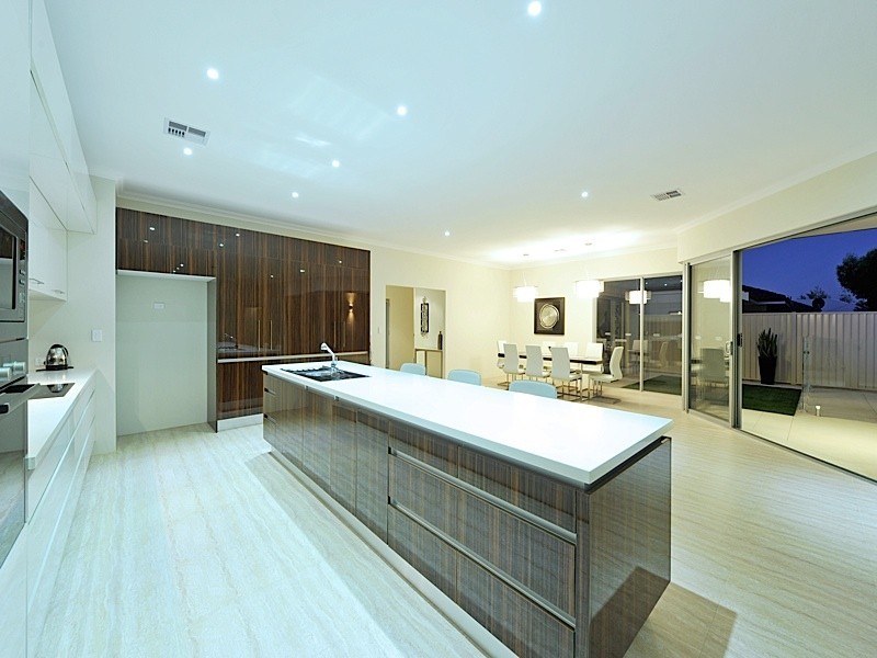 9 Beachside Drive, Burns Beach WA 6028