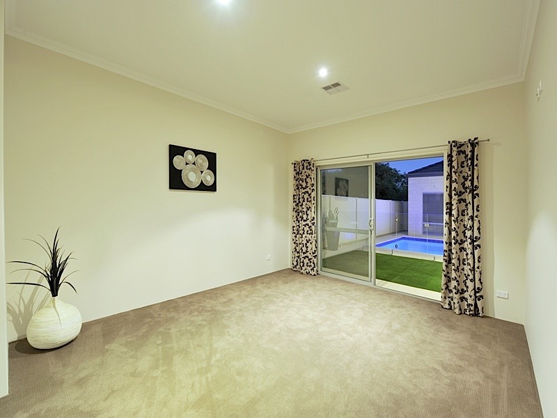 9 Beachside Drive, Burns Beach WA 6028