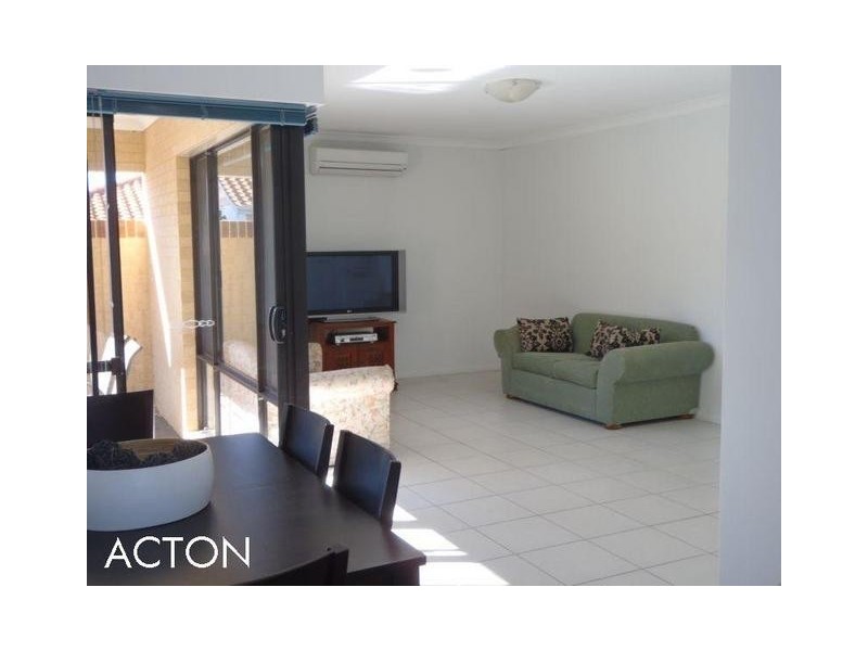 17a Hodges Place, Innaloo WA 6018